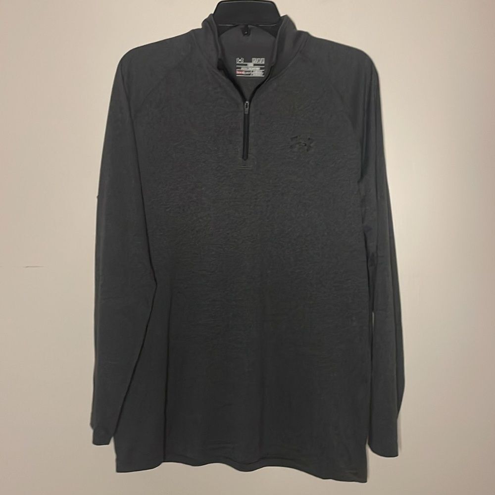 Under Armour- Men’s Grey 1/4 Zip Long Sleeve Loose Fit Activewear Shirt- Size M
